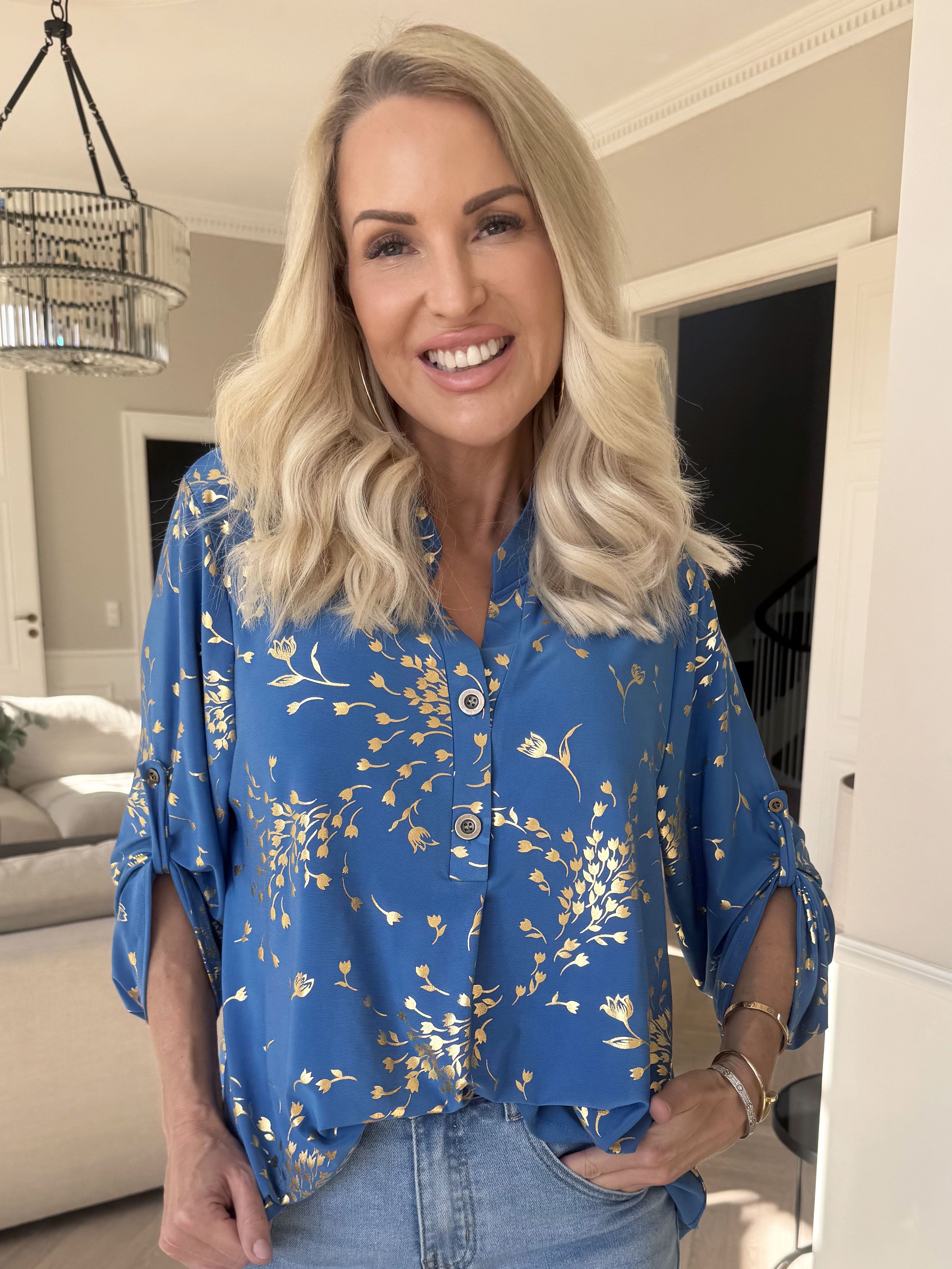 Ebba Gold Leaf Shirt - Elastisk bluse mønstret med guld blade